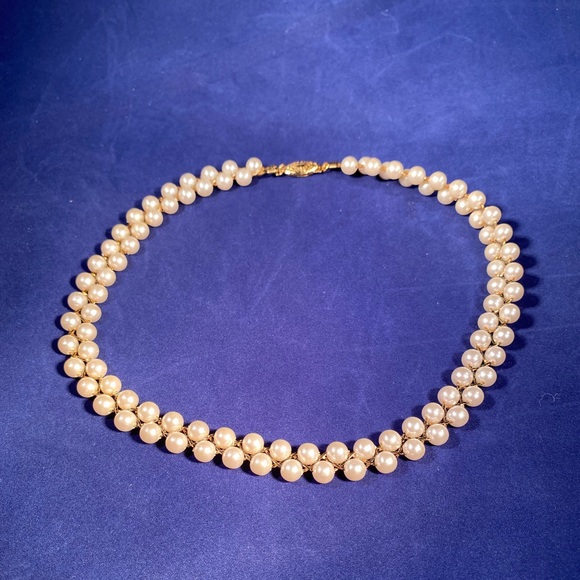 Vintage Avon Gold Tone Double Faux Pearl Choker Necklace - Picture 1 of 4